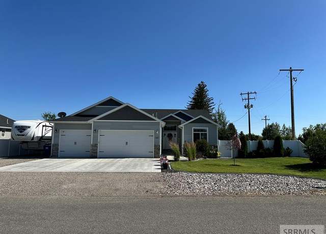 Property at 347 W 155 N, Blackfoot, ID 83221, 5 beds, 3 baths