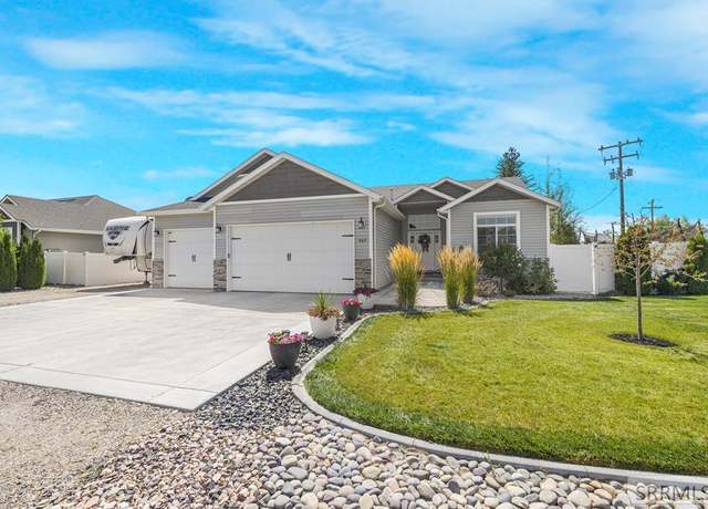 Property at 347 W 155 N, Blackfoot, ID 83221, 5 beds, 3 baths