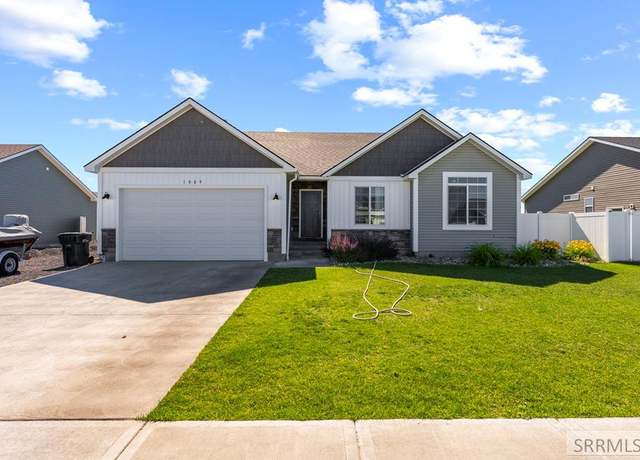 Property at 1009 Ernest Dr, Idaho Falls, ID 83402, 4 beds, 2 baths