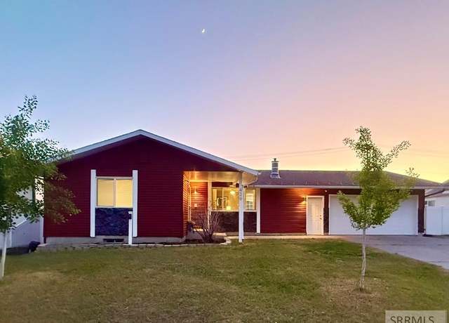 Property at 429 Buckboard Ln, Idaho Falls, ID 83402, 5 beds, 3 baths