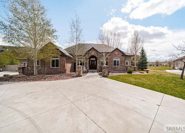 Property at 4940 Ladyhawk Ln, Idaho Falls, ID 83206, 6 beds, 3.5 baths