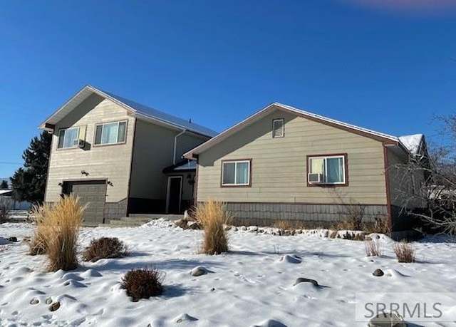 Property at 700 Keith St, Salmon, ID 83467, 4 beds, 3 baths