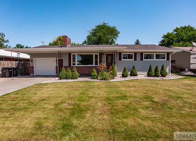 Property at 1081 Sahara St, Idaho Falls, ID 83404, 5 beds, 2 baths