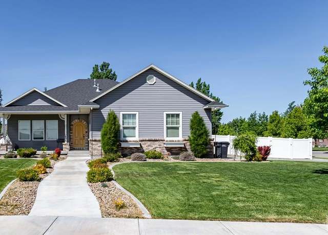 Property at 636 Birmingham Ln, Idaho Falls, ID 83404, 6 beds, 3 baths