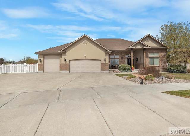 Property at 6111 Bay Hill Dr, Idaho Falls, ID 83401, 5 beds, 3.5 baths