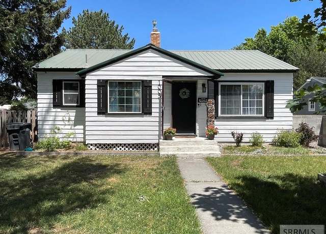 Property at 1005 11th St, Idaho Falls, ID 83404, 4 beds, 2 baths