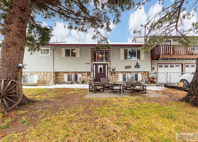 Property at 27 Lodge Ext, Pocatello, ID 83202, 4 beds, 3 baths