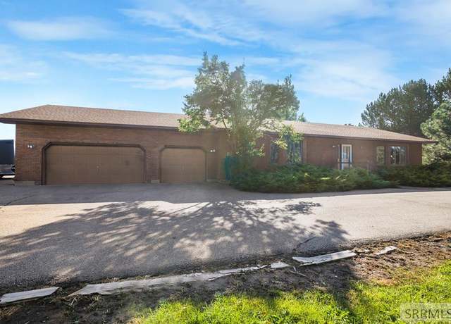 Property at 12225 S 1 E, Idaho Falls, ID 83404, 2 beds, 1.5 baths
