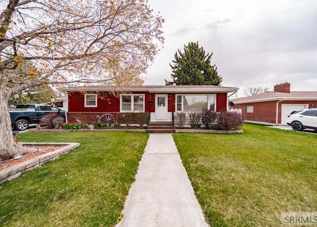 Property at 826 S Stout Ave, Blackfoot, ID 83221, 4 beds, 2 baths