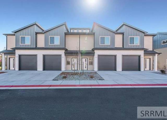 Property at 483 Easy St, Idaho Falls, ID 83401, 3 beds, 2.5 baths