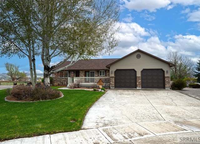 Property at 4352 E Mirinda Ln, Ammon, ID 83406, 2 beds, 2 baths