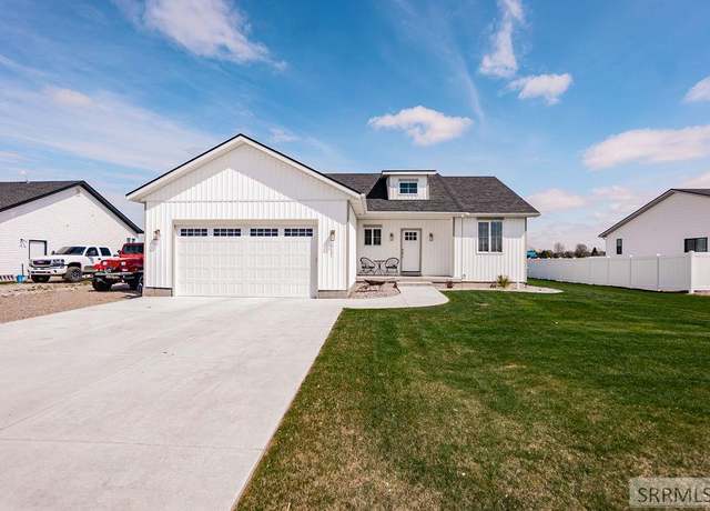 Property at 3885 E Pepperwood Ln, Rigby, ID 83442, 3 beds, 2 baths
