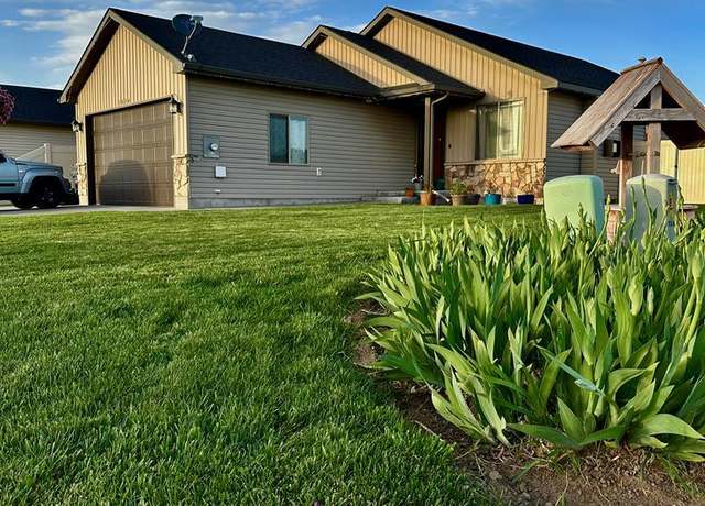 Property at 3854 Brighton Cir, Idaho Falls, ID 83401, 3 beds, 2 baths