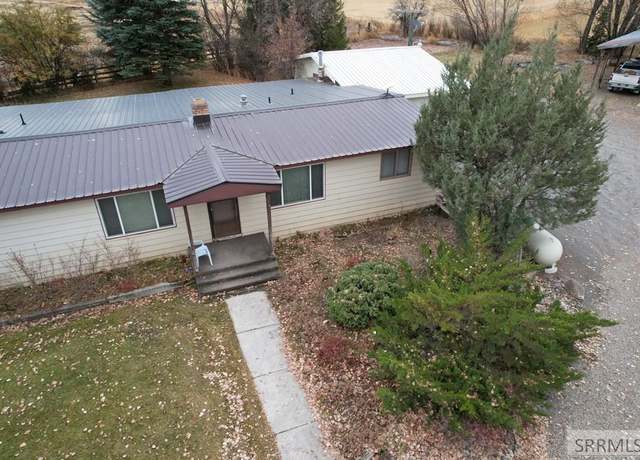 Property at 1948 E 200 N, Rexburg, ID 83440, 3 beds, 2 baths
