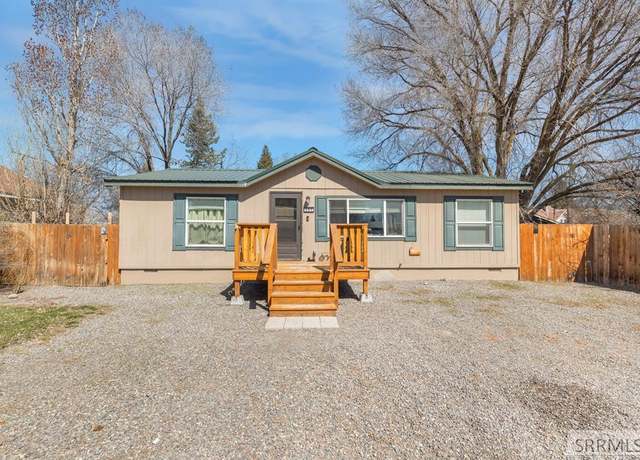 Property at 337 W 7th S, St Anthony, ID 83445, 3 beds, 2 baths