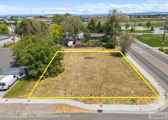 Property at 1512 Canyon Ave, Idaho Falls, ID 83402
