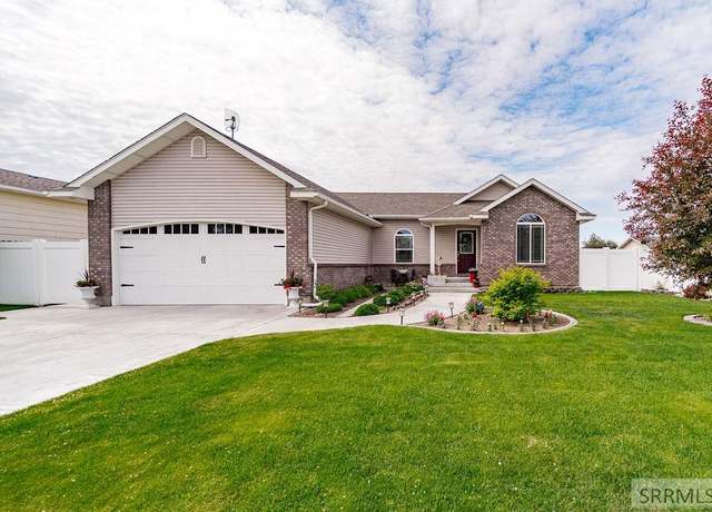 Property at 180 Meadowlark Dr, Shelley, ID 83274, 4 beds, 3 baths