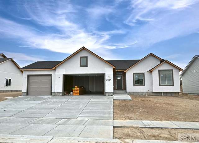 Property at 3089 Roundup Ln, Ammon, ID 83406, 3 beds, 2 baths
