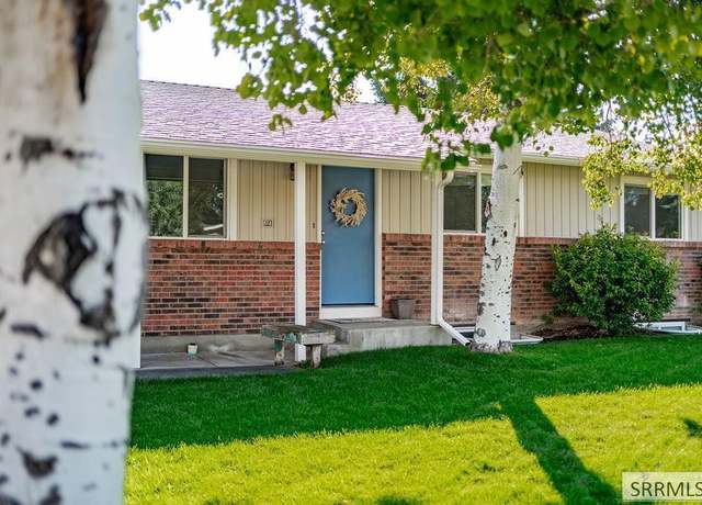 Property at 2409 Briarcliff Ave, Idaho Falls, ID 83404, 5 beds, 3 baths