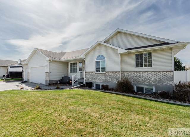 Property at 4308 E Birchwood Cir, Ammon, ID 83406, 5 beds, 3 baths