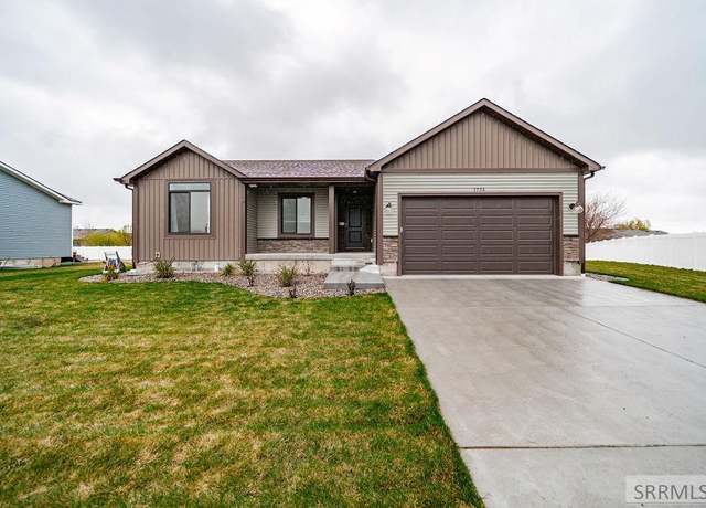 Property at 3758 Inglewood Dr, Idaho Falls, ID 83401, 3 beds, 2 baths