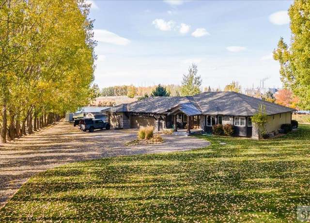 Property at 984 W Riverview Dr, Idaho Falls, ID 83401, 5 beds, 5 baths