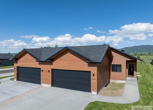 Property at 823 Booshway St, Driggs, ID 83422, 5 beds, 3 baths