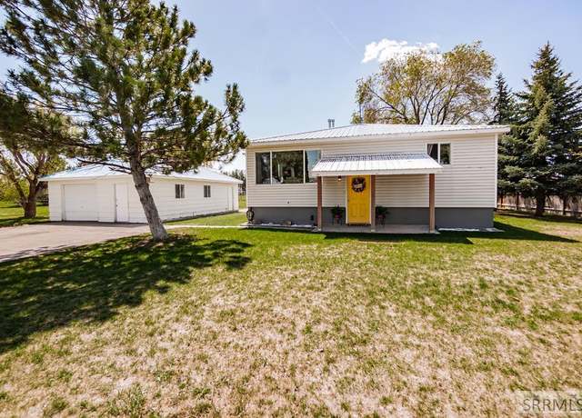 Property at 3908 E 100 N, Rigby, ID 83442, 4 beds, 2 baths