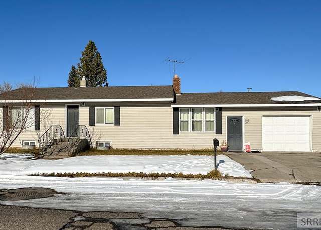 Property at 350 Salem Ave, Rexburg, ID 83440, 4 beds, 2 baths