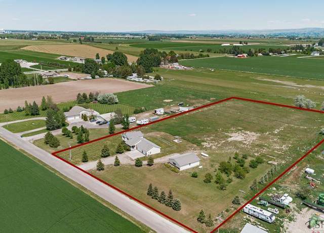 Property at 1477 N 1000 E, Shelley, ID 83274, 5 beds, 3 baths
