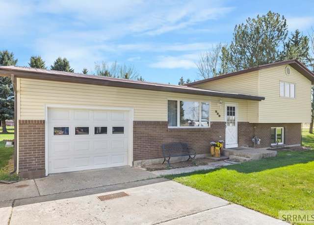 Property at 530 E Parri Dr, Idaho Falls, ID 83401, 3 beds, 2 baths