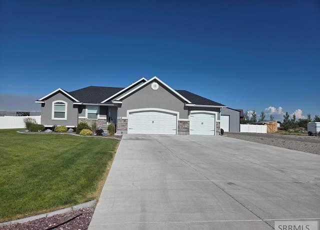 Property at 112 N 3845 E, Rigby, ID 83442, 5 beds, 3 baths