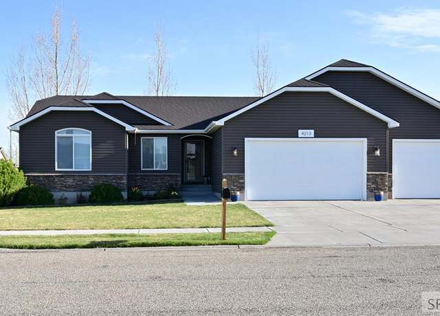 Property at 4213 Barton Ln, Ammon, ID 83406, 6 beds, 3 baths