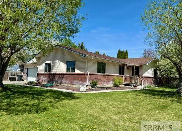 Property at 3149 Old Castle Ln, Idaho Falls, ID 83404, 5 beds, 3 baths