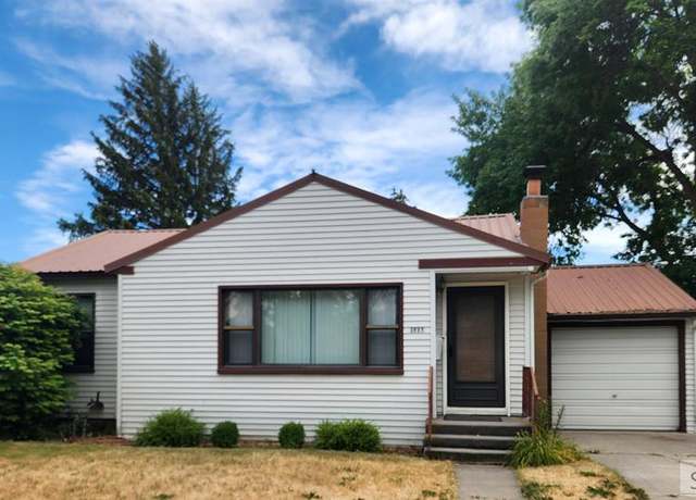 Property at 1080 9th St, Idaho Falls, ID 83404, 3 beds, 1 bath