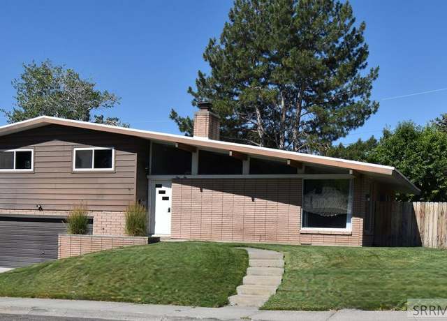 Property at 110 Chatham Dr, Idaho Falls, ID 83401, 4 beds, 3 baths