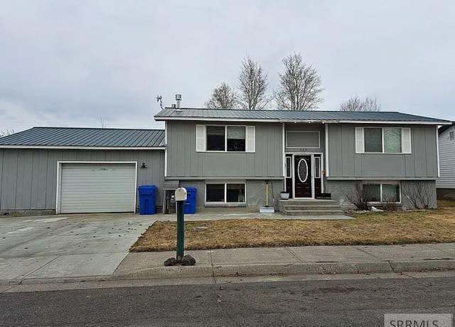Property at 525 Sunset Dr, St Anthony, ID 83445, 3 beds, 2 baths