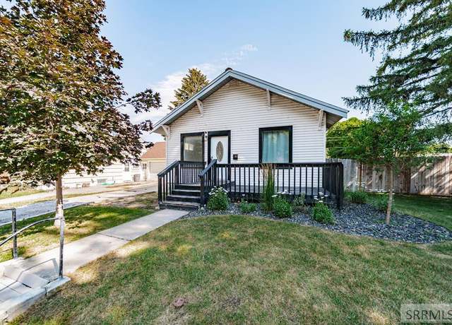 Property at 363 8th St, Idaho Falls, ID 83401, 4 beds, 2 baths