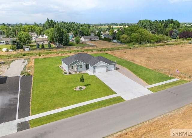 Property at 4113 E 218 N, Rigby, ID 83442, 3 beds, 2 baths