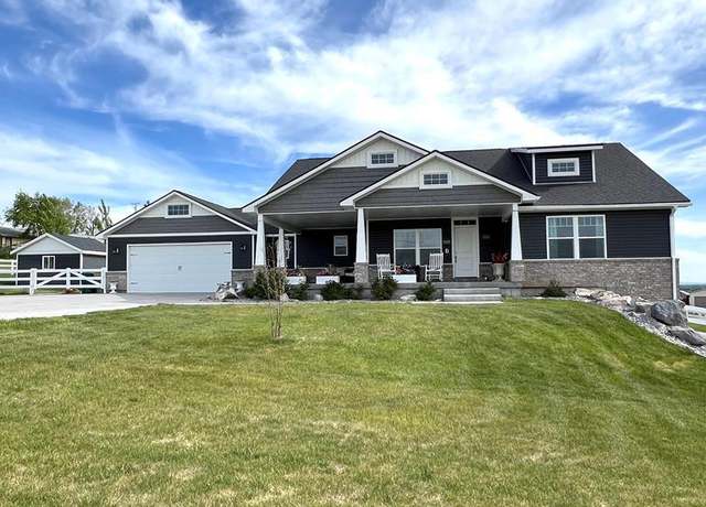 Property at 6190 E Panorama Cir, Idaho Falls, ID 83401, 6 beds, 3 baths