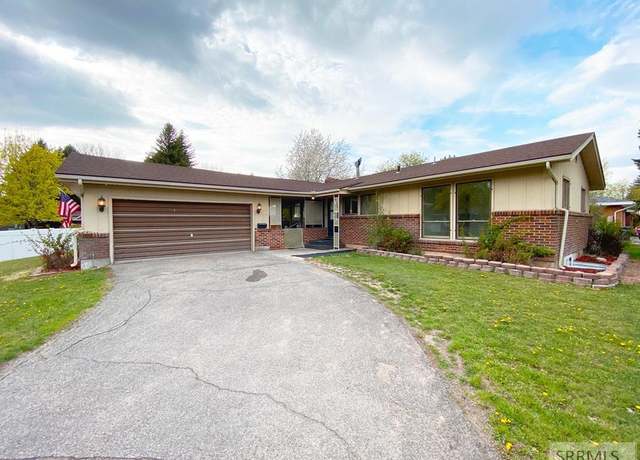 Property at 997 Redwood St, Idaho Falls, ID 83401, 5 beds, 2.5 baths