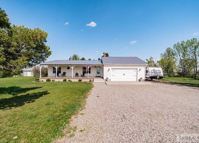 Property at 1843 E 105th N, Idaho Falls, ID 83401, 3 beds, 2 baths