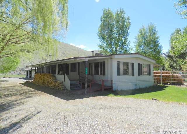 Property at 111 N Agate Dr, Salmon, ID 83467, 4 beds, 2.5 baths