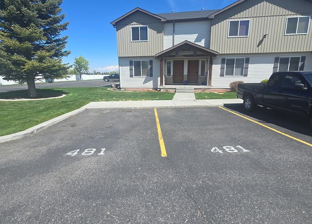 Property at 481 Countryside Ave, Rexburg, ID 83440, 3 beds, 2.5 baths