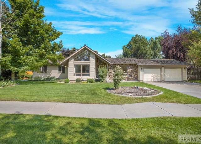 Property at 1955 E 25th St, Idaho Falls, ID 83404, 6 beds, 3.5 baths