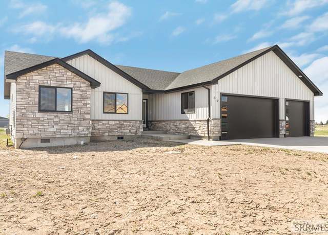 Property at 39 White Pine Ln, Rigby, ID 83442, 3 beds, 2 baths