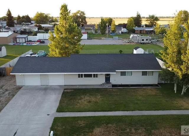 Property at 3823 E 108 N, Ucon, ID 83401, 5 beds, 3 baths