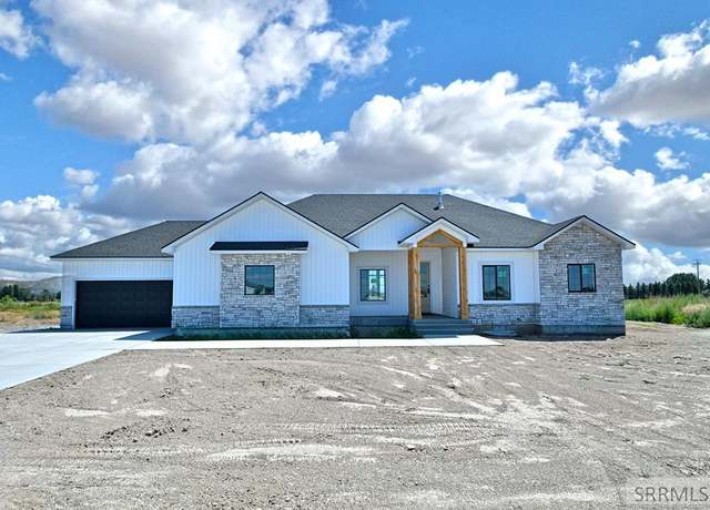 Property at 831 E 1560 N, Shelley, ID 83274, 6 beds, 3.5 baths