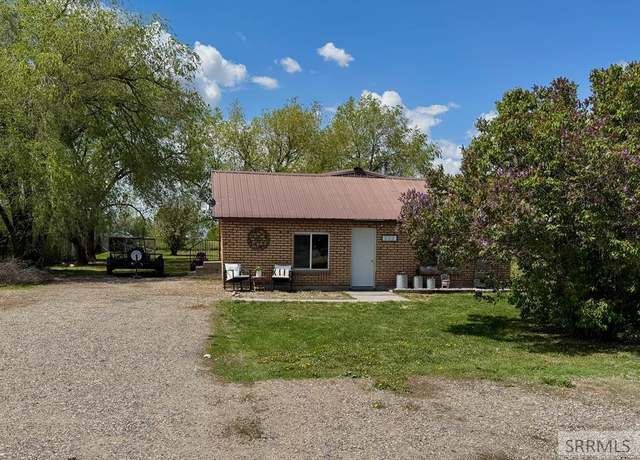 Property at 121 N 4400 E, Rigby, ID 83442, 4 beds, 1 bath