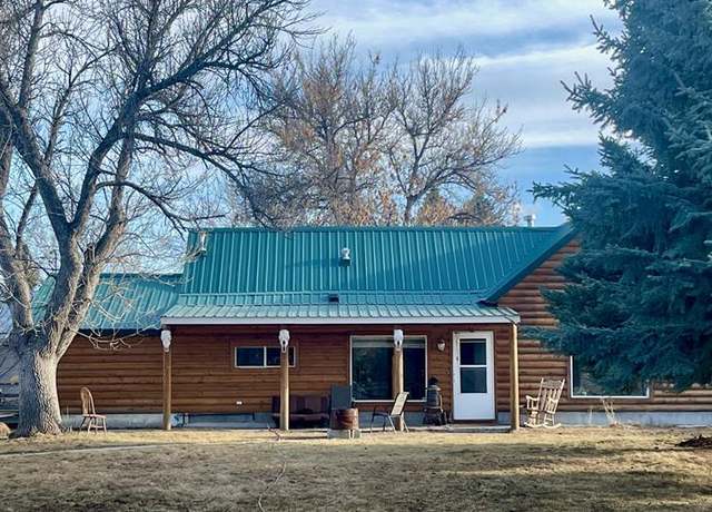 Property at 210 Park Rd, Arco, ID 83213, 3 beds, 1.5 baths